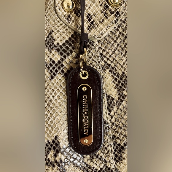 Cynthia Rowley Genuine Leather Snake Print Shoulder Bag, Gold Hardware - Picture 3 of 13